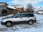 Subaru Forester 2.0 92KW 1999 Grijs, Auto's, 4x4, 4 cilinders, Particulier, SUV of Terreinwagen