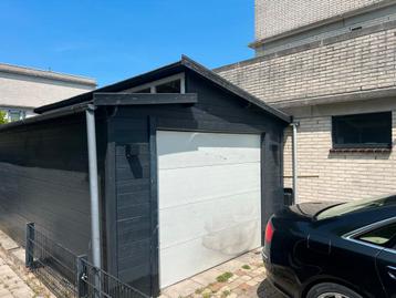 Garage / schuur in prijs verlaagd MOET WEG ivm verhuizen beschikbaar voor biedingen