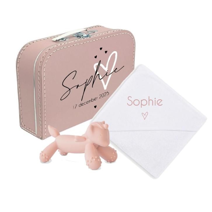 Kraamcadeau? Gevuld koffertje pink heart, Kinderen en Baby's, Kraamcadeaus en Geboorteborden, Nieuw, Kraamcadeau, Ophalen of Verzenden