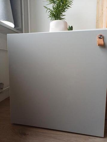 skatval Ikea kast 60x60x57 beschikbaar voor biedingen