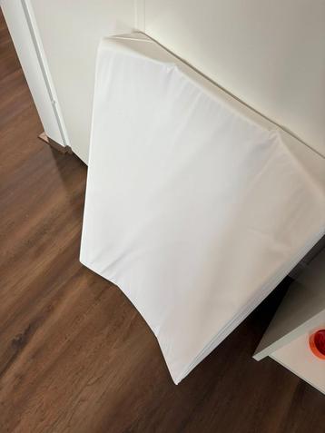 Verschoningskussen - Zo goed als nieuw! beschikbaar voor biedingen