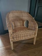 Rotan kinderstoeltje, Kinderen en Baby's, Kinderkamer | Tafels en Stoelen, Ophalen, Zo goed als nieuw, Stoel(en)