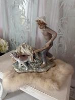 Lladro jongen met kruiwagen 1991 puntgaaf, Verzamelen, Beelden en Beeldjes, Ophalen, Zo goed als nieuw, Mens