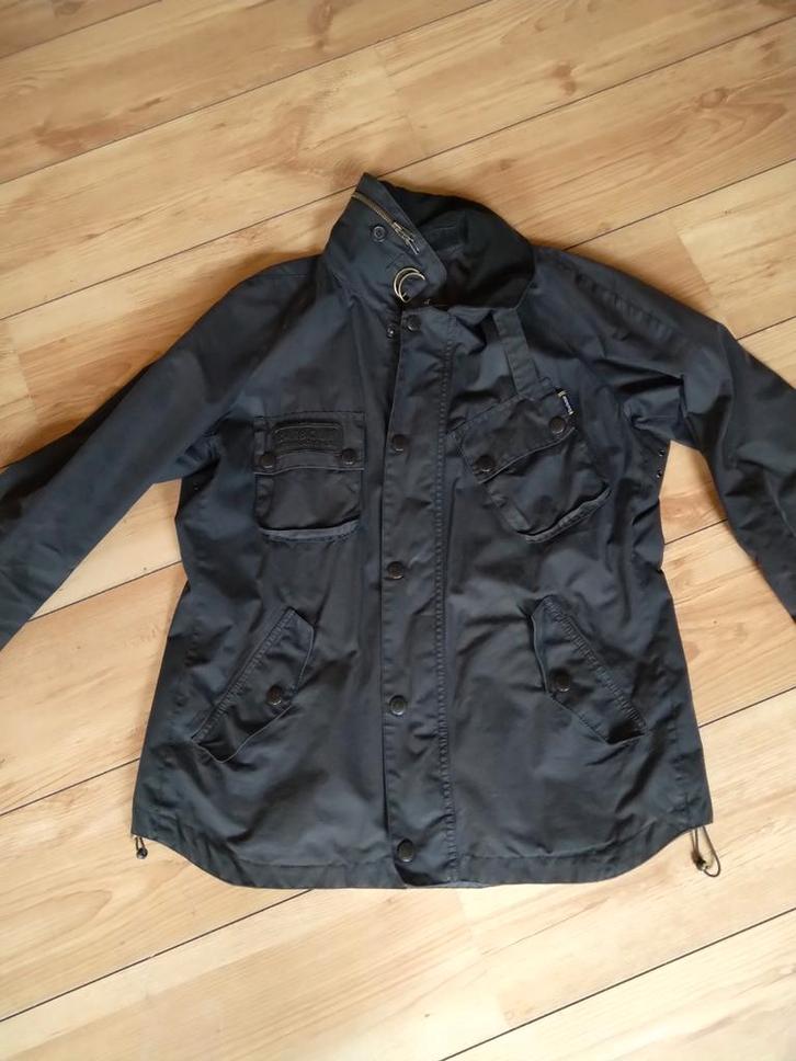 Barbour international Apollo L (Xl) wax, Kleding | Heren, Jassen | Winter, Zo goed als nieuw, Maat 56/58 (XL), Groen, Ophalen of Verzenden
