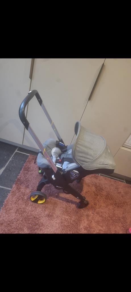 Doona kinderwagen/autostoel - ideaal tot 1.5 jaar, Kinderen en Baby's, Kinderwagens en Combinaties, Gebruikt, Ophalen of Verzenden