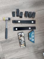 Laminaat Legset met Slagijzer, Tikblokjes en Hamer, Ophalen, Gebruikt