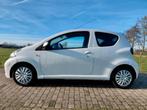 Toyota Aygo 2011 Wit, Particulier, 22 km/l, 795 kg, Aygo