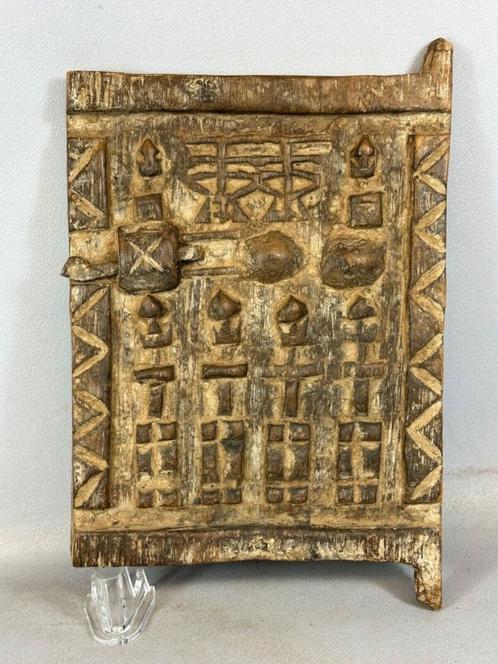 240732 Klein oud Afrikaans Dogon Graan deurtje uit Mali., Antiek en Kunst, Kunst | Niet-Westerse kunst, Ophalen of Verzenden