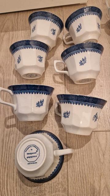7 Wedgwood Springfield Kopjes en schotels beschikbaar voor biedingen