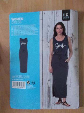 d. 	 Woman dress, nieuw, lange jurk in maat S. beschikbaar voor biedingen