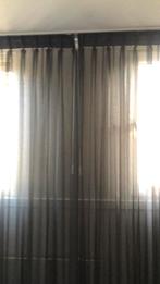 Antraciet grijze gordijn Inbetween, Huis en Inrichting, Stoffering | Gordijnen en Lamellen, 200 cm of meer, Ophalen of Verzenden