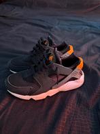 Nike air huarache, Ophalen of Verzenden, Zo goed als nieuw, Sneakers of Gympen