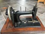 Antieke Naaimachine, Antiek en Kunst, Antiek | Naaimachines, Ophalen of Verzenden