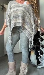 Abercrombie & Fitch , poncho met franjes , one size , zgan, Maat 42/44 (L), Ophalen of Verzenden, Zo goed als nieuw, Grijs