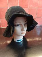 Zwart fluwelen hoed, muts, Ophalen of Verzenden, Zo goed als nieuw, One size fits all