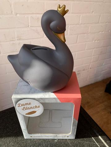 Dame Blance Spaarpot beschikbaar voor biedingen