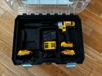 DeWalt slagschroevendraaier met 3 accu’s, Gebruikt, Variabele snelheid, Ophalen of Verzenden, Boor- en Schroefmachine