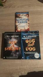 M.J. Arlidge 2 boeken thrillers, Boeken, Ophalen of Verzenden, Zo goed als nieuw, M.J. Arlidge