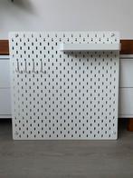 Ikea Skådis Pegboard 56x56 + plank & haakjes, Huis en Inrichting, Woonaccessoires | Memoborden, Ophalen, Zo goed als nieuw, Overige typen
