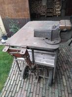 Werktafel met lasapparaat, platenschaar en meer!, Ophalen, Gebruikt, 70 tot 120 cm, Bankschroef