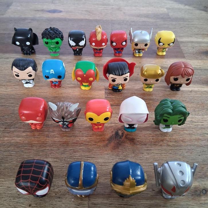 Funko Marvel poppetjes 24st, Verzamelen, Poppetjes en Figuurtjes, Zo goed als nieuw, Ophalen of Verzenden