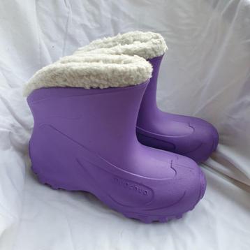 Lekker warme paarse snowboots.. Mt 36/37. Merk Quechua beschikbaar voor biedingen