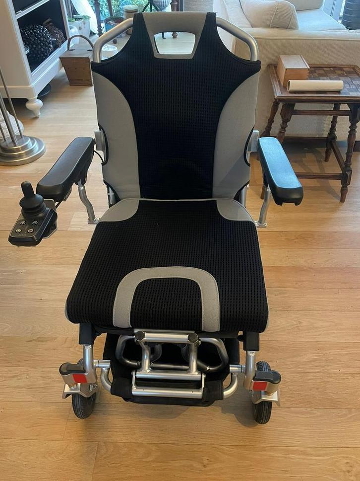 Elektrische rolstoel – Cameli Lite YE246, Diversen, Rolstoelen, Elektrische rolstoel, Ophalen
