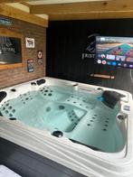 Passion jacuzzi, Tuin en Terras, Bubbelbaden en Hottubs, Ophalen of Verzenden, Zo goed als nieuw, Filter, Vast