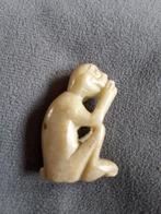 Vintage Apen beeldje antiek Chinees jade handgesneden, Ophalen of Verzenden