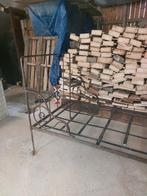 Antiek bed volledig smeedwerk zeer oud en inklapbaar., Ophalen