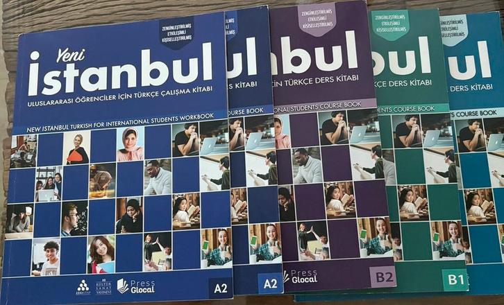 Turks, Boeken, Catalogussen en Folders, Nieuw, Verzenden