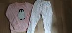 Warme pyjama roze met pinguïn en hartjes van Hema mt 110 116, Nacht- of Onderkleding, Meisje, Ophalen of Verzenden, Zo goed als nieuw