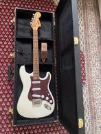 Stagg Stratocaster 3x Fender single coil incl. koffer, Muziek en Instrumenten, Snaarinstrumenten | Gitaren | Elektrisch, Ophalen