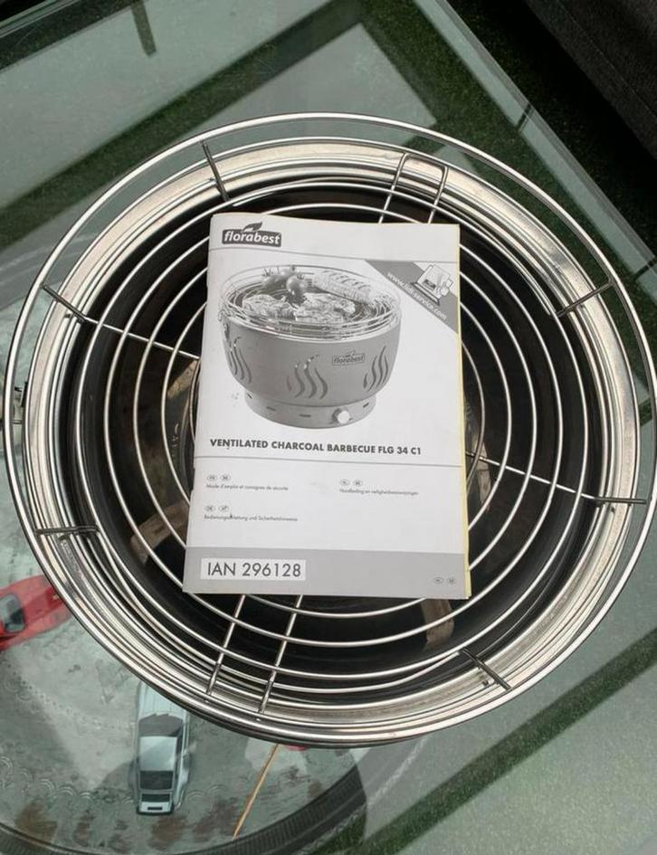 Charcoal bbq met ventilatie, Tuin en Terras, Houtskoolbarbecues, Zo goed als nieuw, Ophalen of Verzenden