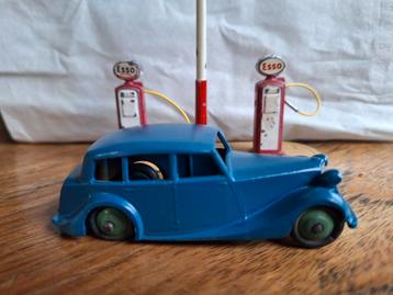 Triumph no 151 dinkytoys beschikbaar voor biedingen