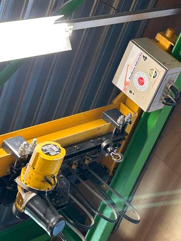 Bovenloop hijs kraan Compleet tot max 1000 kg, automatisch beschikbaar voor biedingen