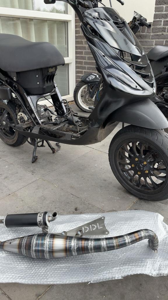 DDL street Uitlaat 70cc Minarelli Horizontaal, Fietsen en Brommers, Brommeronderdelen | Scooters, Nieuw, Overige merken, Uitlaat