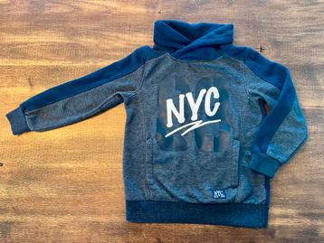 Warme winter trui maat 122 beschikbaar voor biedingen