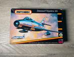 Matchbox Dassault Mystere IVA 1:72 (lezen), Hobby en Vrije tijd, Modelbouw | Vliegtuigen en Helikopters, Ophalen of Verzenden