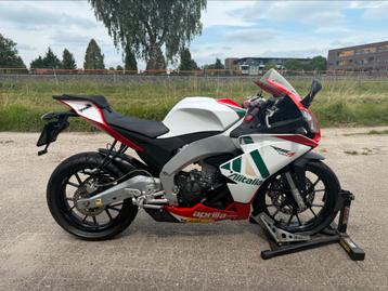 Aprilia rs125 motor in goede en nette staat derbi beschikbaar voor biedingen