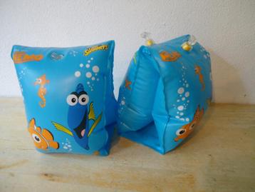   Disney Nemo zwemvleugeltjes zwembad bandjes om de armen  beschikbaar voor biedingen