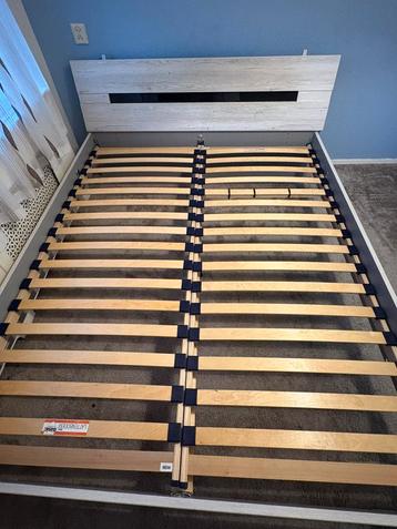 Houten tweepersoonsbed 160200 cm