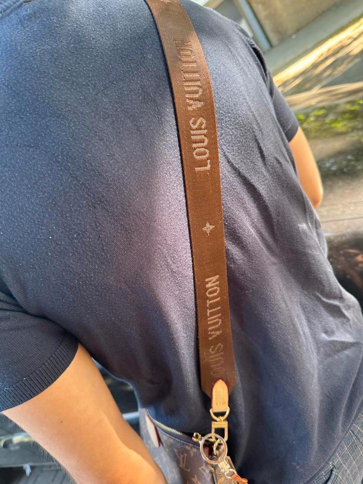 Louis Vuitton Tasje, Sieraden, Tassen en Uiterlijk, Tassen | Damestassen, Zo goed als nieuw, Avondtasje, Bruin, Ophalen of Verzenden