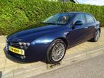 Alfa romeo 159 2.2 JTS TI 185 pk- Leer-Clima-Navi-Pdc-Trkh-C, Voorwielaandrijving, Gebruikt, 4 cilinders, Met garantie (alle)