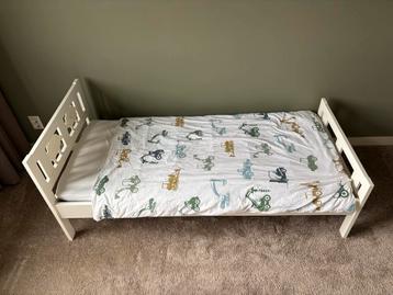 Juniorbed (Ikea) 70x160cm met matras en dekbed (+hoezen) beschikbaar voor biedingen