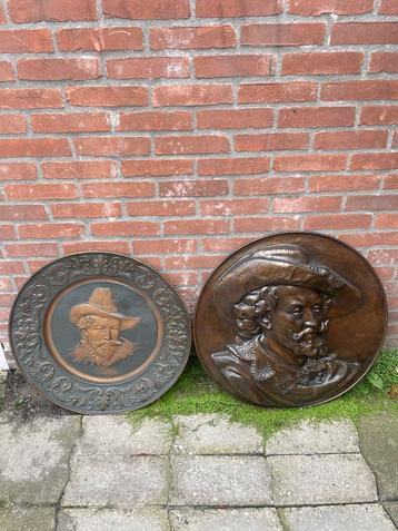 Peter Paul Rubens wandreliëf 2x beschikbaar voor biedingen