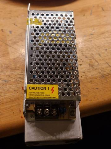 S-120-12 Voeding 12V 10A beschikbaar voor biedingen