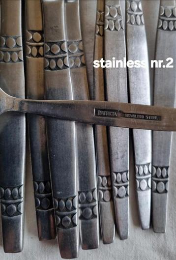 Bestek Stainless Patricia dubbele relief bewerking beschikbaar voor biedingen