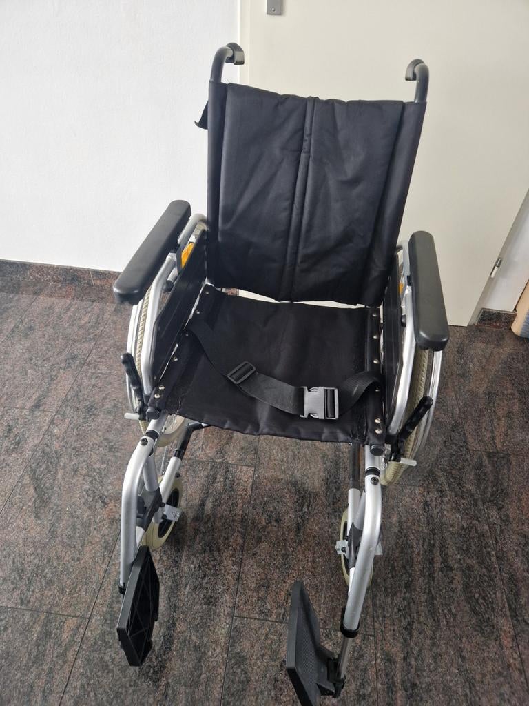 Moly rolstoel, Diversen, Rolstoelen, Ophalen of Verzenden, Duwrolstoel