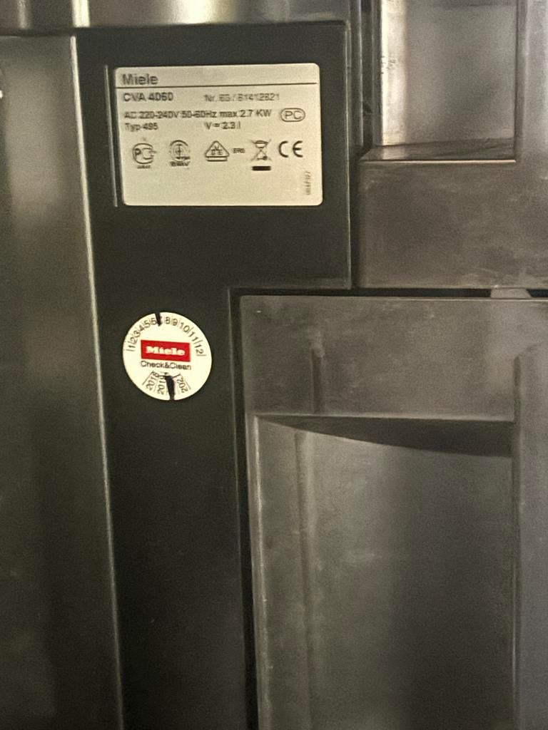 Miele CVA 4060 Inbouw Koffiemachine - Perfecte Koffie, Ophalen, Gebruikt, 10 kopjes of meer, Koffiemachine